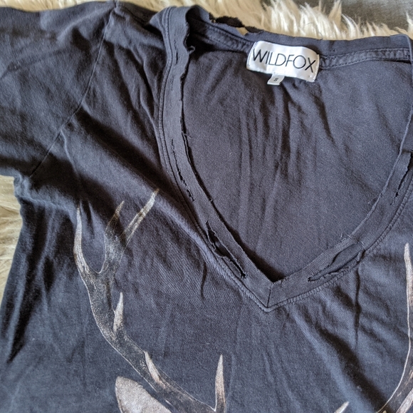 🦌 Wildfox Distressed Deer T-shirt EUC 🦌 - Picture 3 of 6